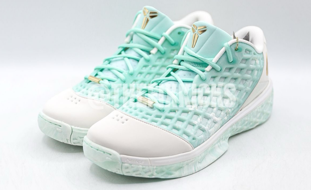 Nike Kobe 3 Low Protro CHBL