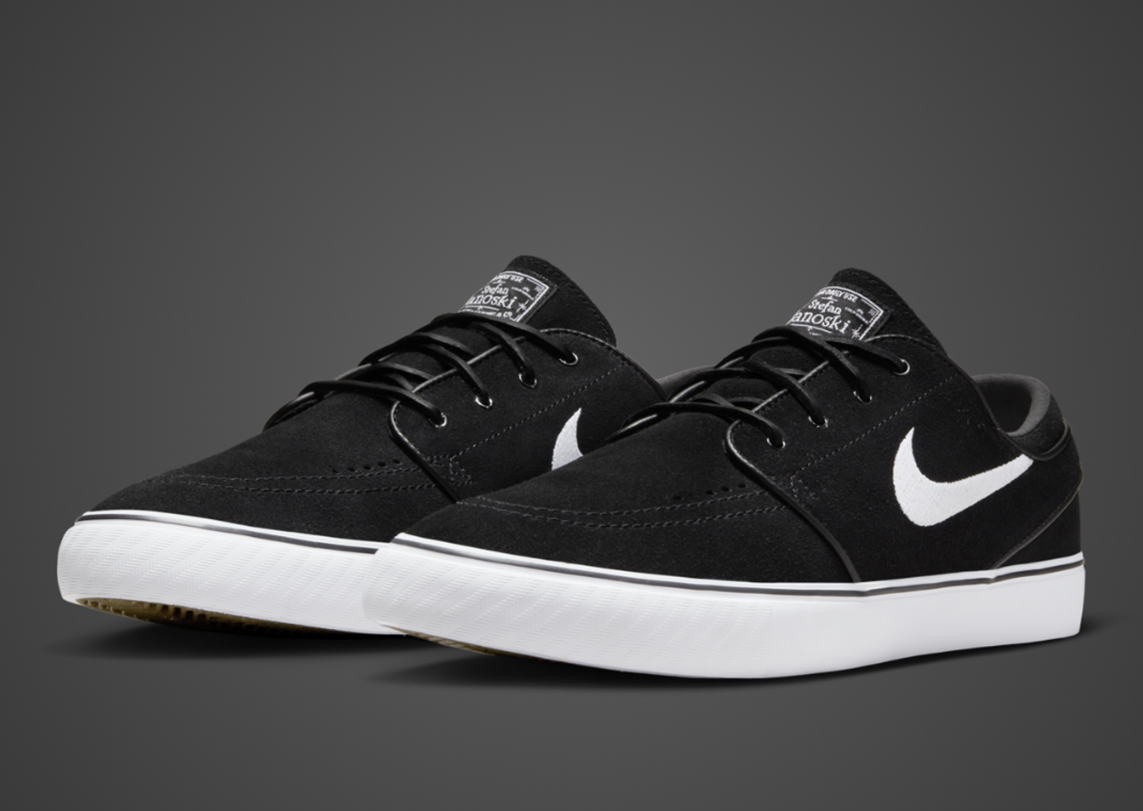 Nike SB Zoom Janoski OG+ Black White Angle