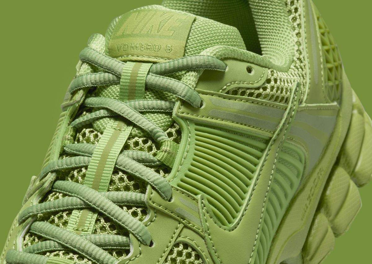 Nike Zoom Vomero 5 Chlorophyll Tongue