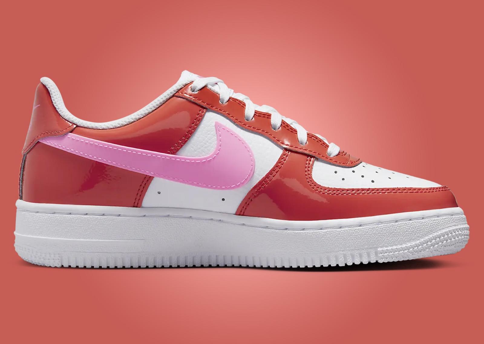 Nike Air Force 1 Low Valentine’s Day (GS) Medial