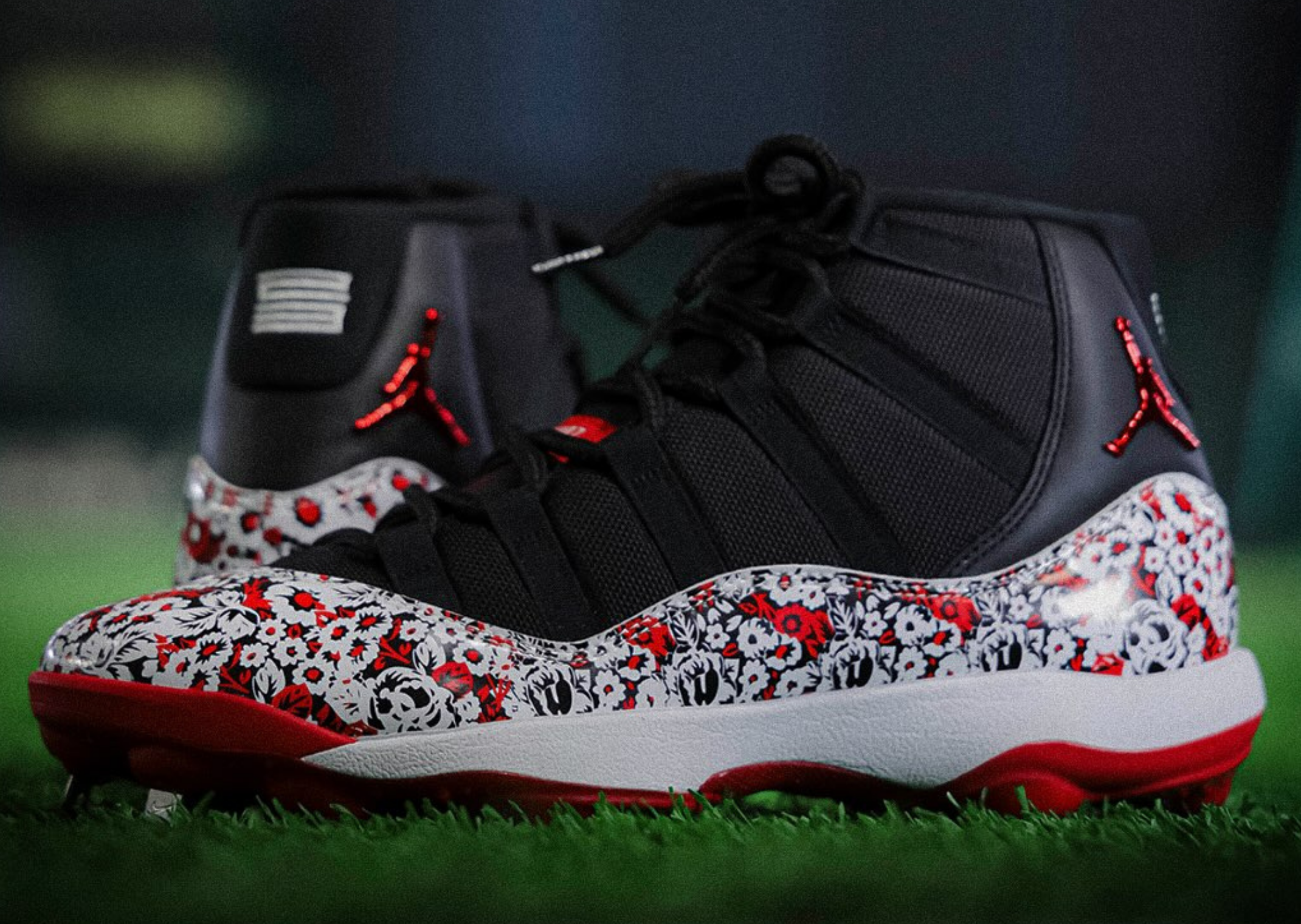 The Yomiuri Giants Debuted a Floral Air Jordan 11 PE Cleat to