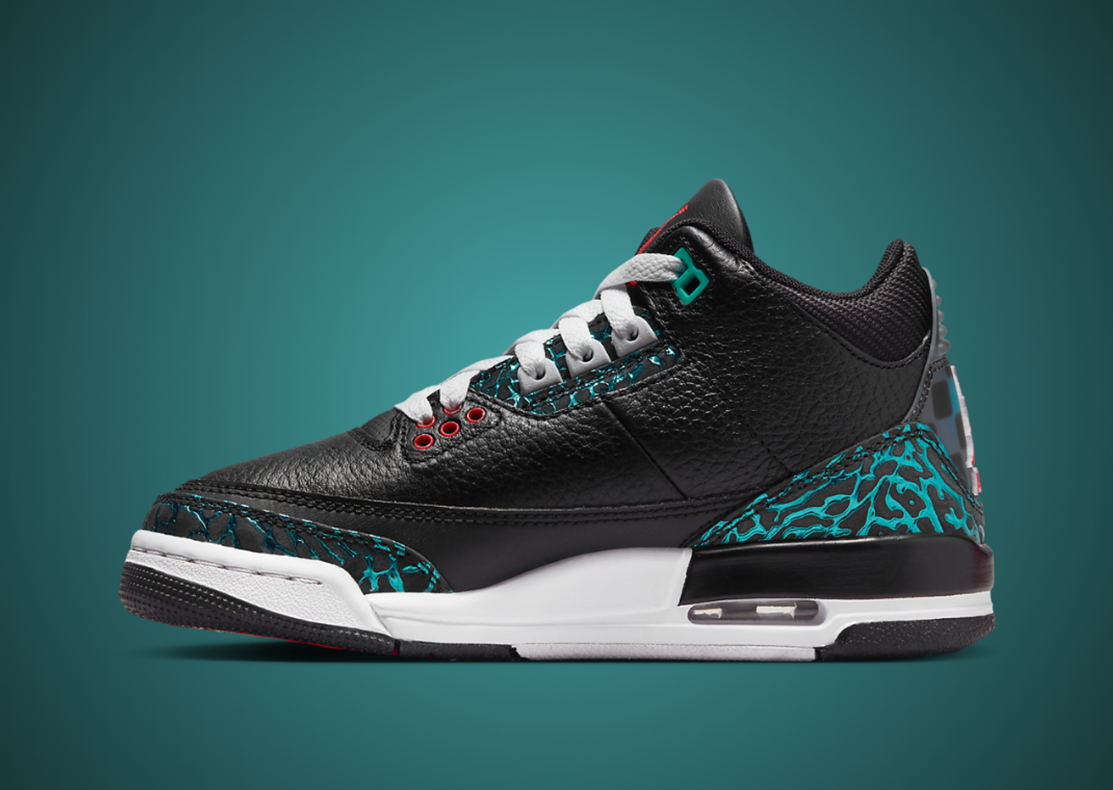 Air Jordan 3 Retro Moto (GS) Medial Right