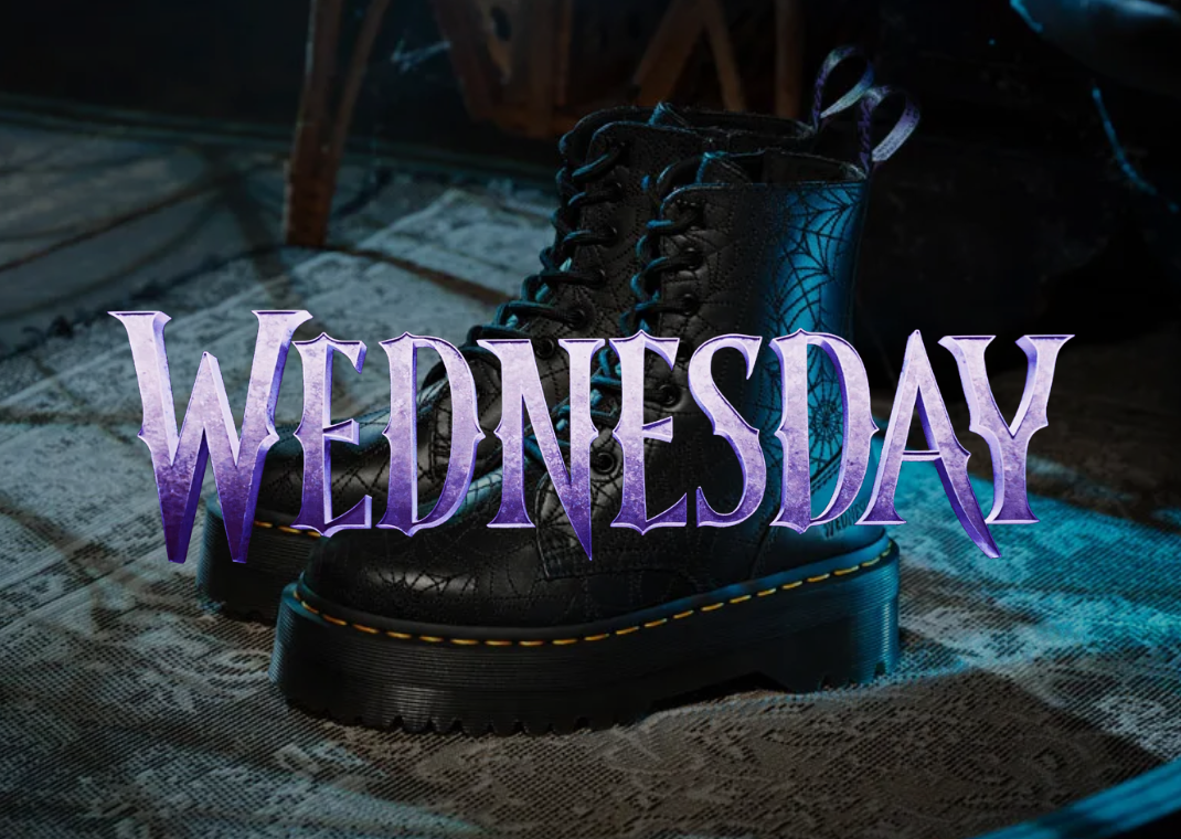 【美品】Dr. Martens Wednesday ブラックブーツ 5 US Dr. Martens x Wednesday