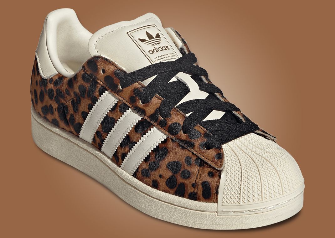 キンタ Latte adidas ZX 8000 “Strawberry Latte” Lands January 20 | House