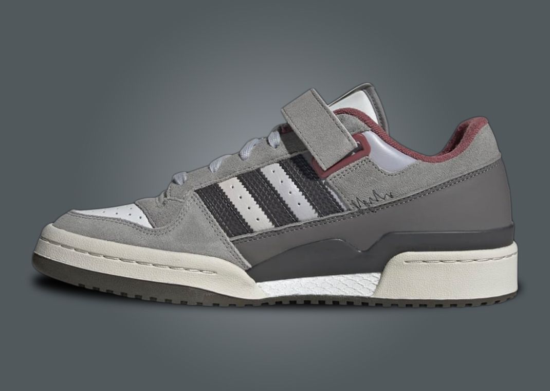 The Home Alone x adidas Forum Low 限定 First Look: Home Alone 2 x adidas Forum Low | SNKRDUNK Magazine