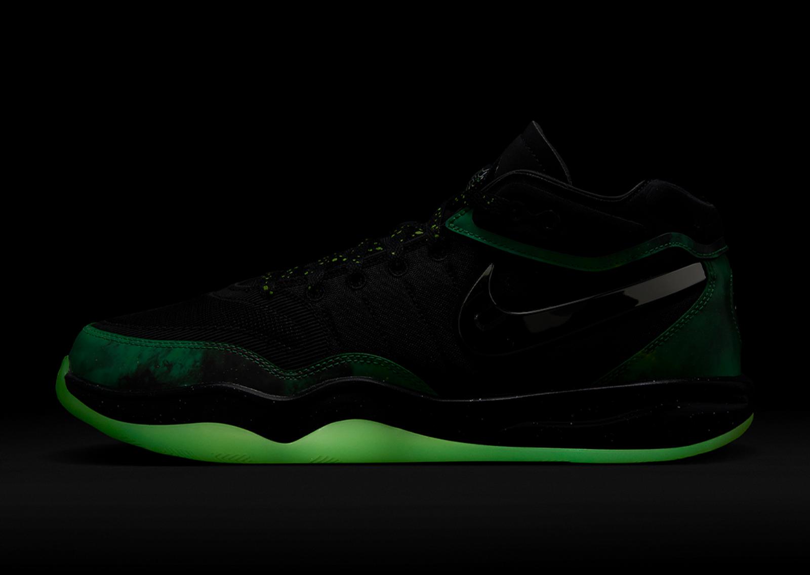 Nike GT Hustle 2 Victor Wembanyama Alien PE Glow-In-The-Dark Lateral