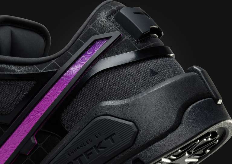 RTFKT x Nike Dunk Low Genesis Black Wild Berry Heel Detail