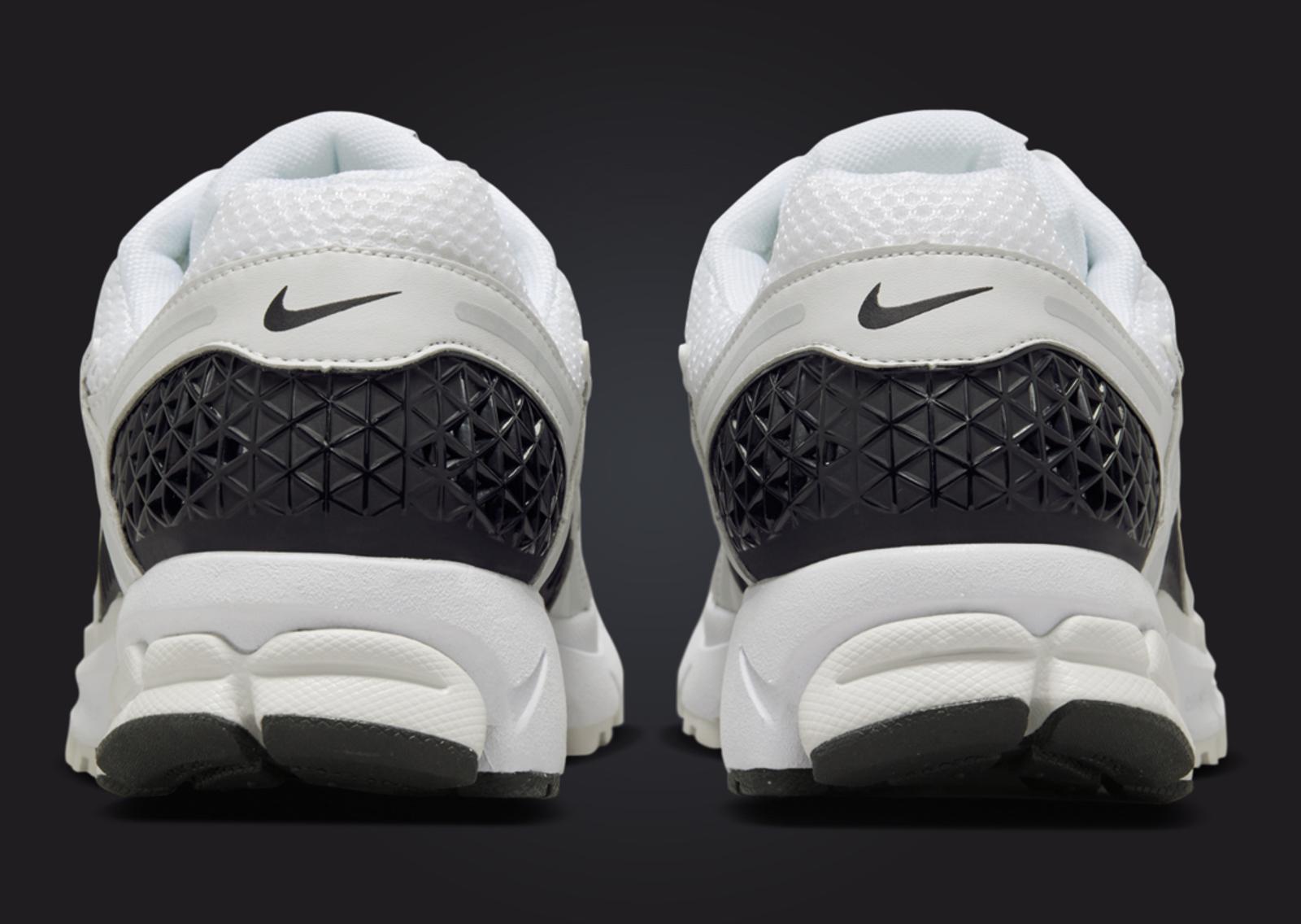 Nike Zoom Vomero 5 White Black Heel