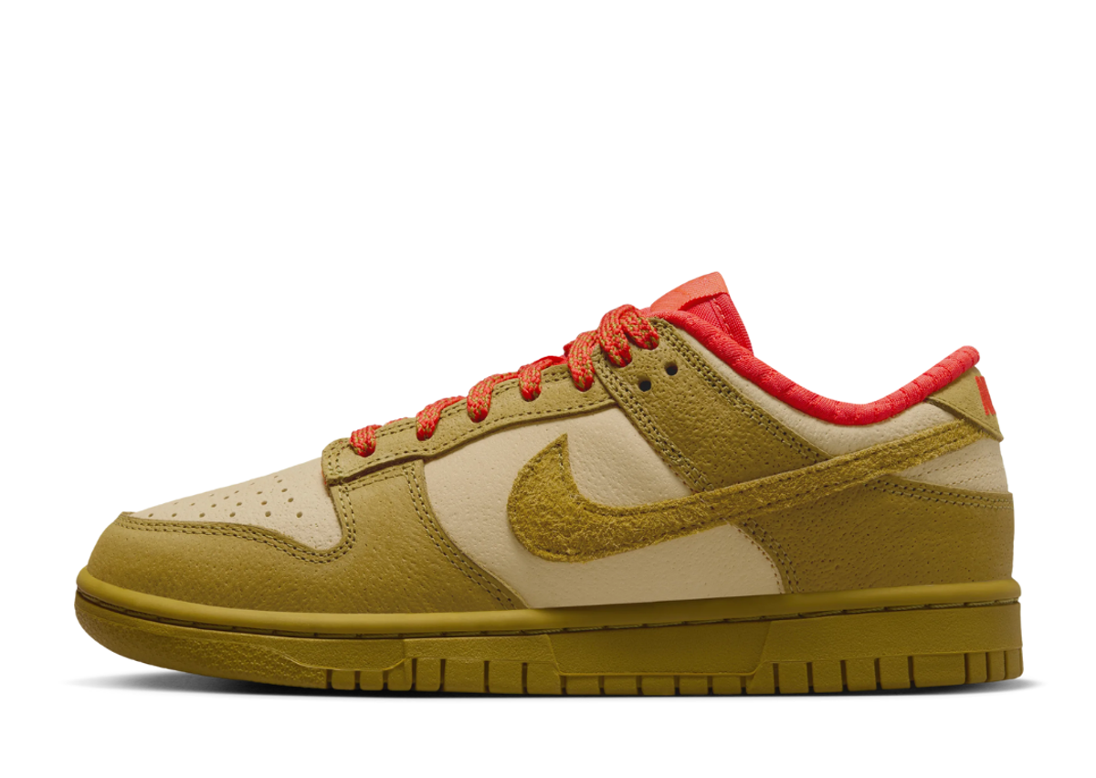 Nike Dunk Low Sesame Picante Red (W)