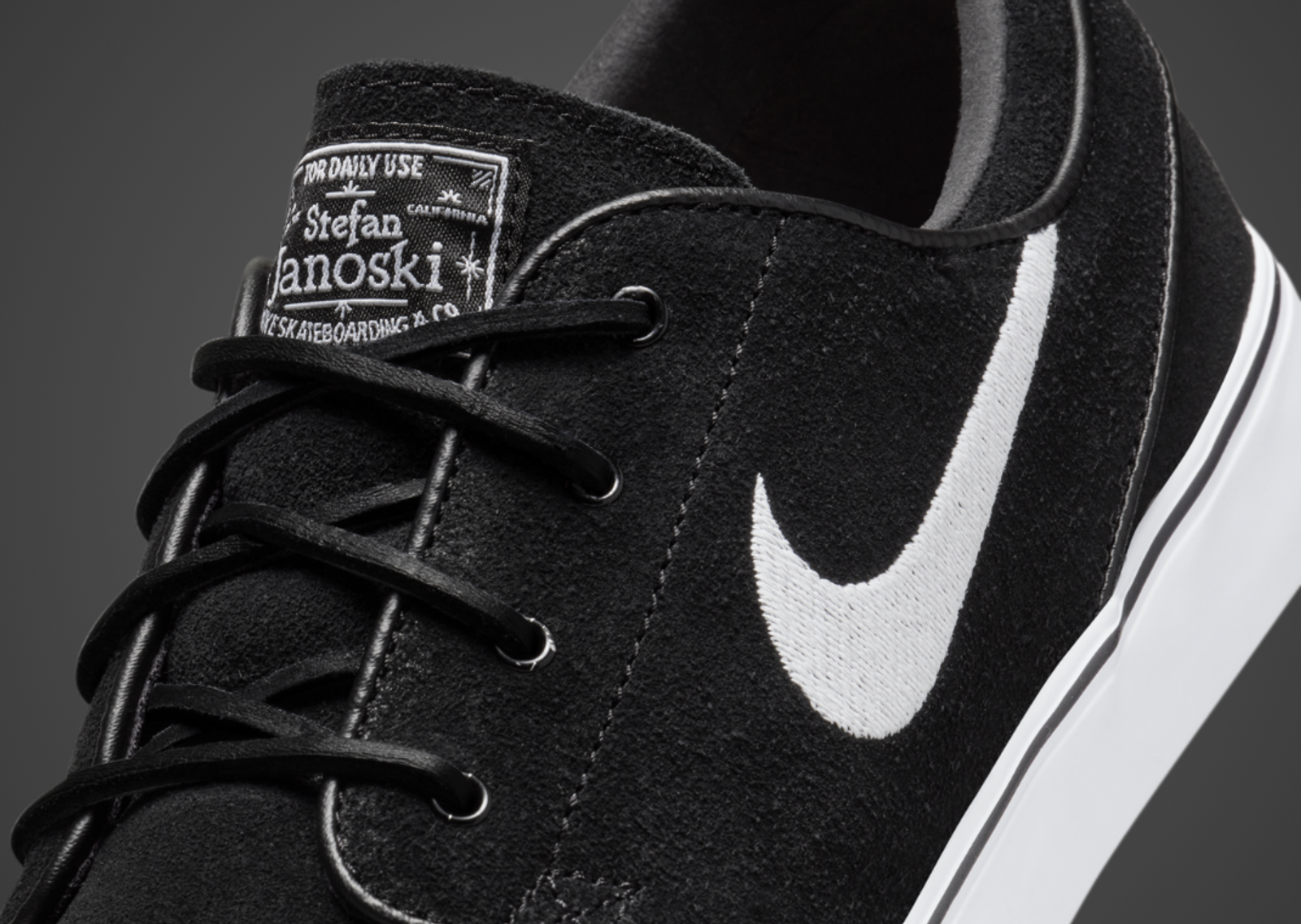 Nike SB Zoom Janoski OG+ Black White Tongue Detail