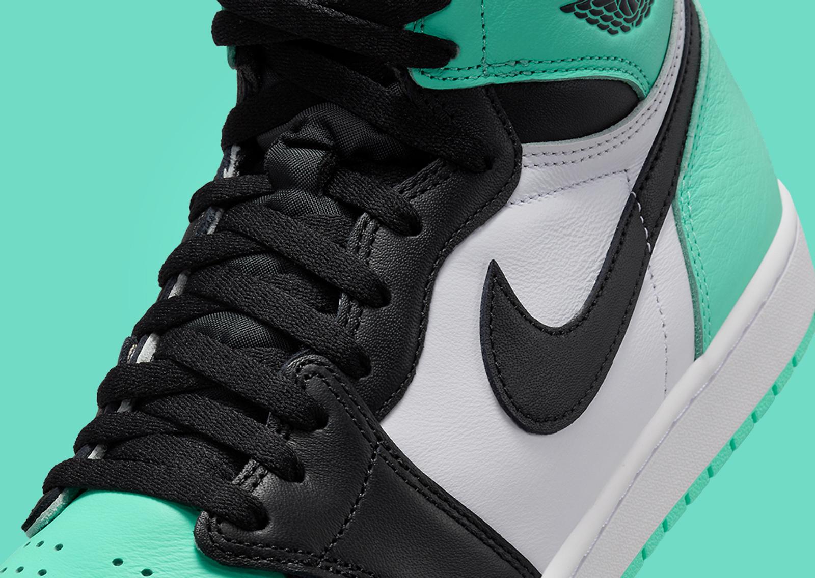 Air Jordan 1 Retro High OG Green Glow Midfoot Detail