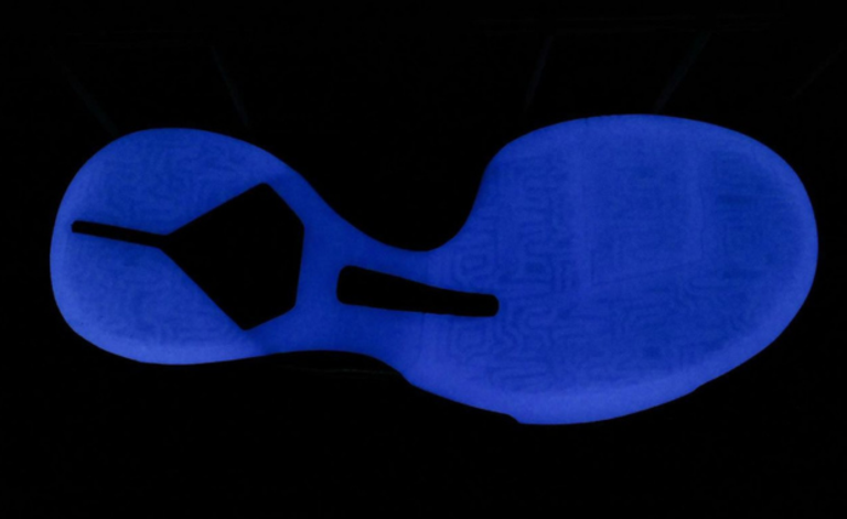 Nike Kobe 5 Protro Glow In The Dark Outsole
