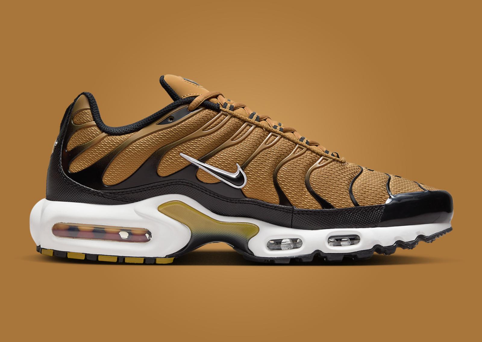 Nike Air Max Plus Golden Harvest Black Medial