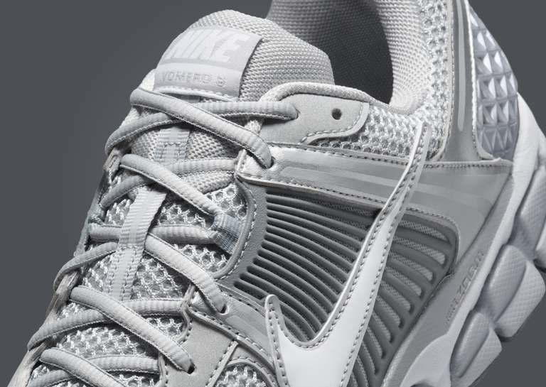 Nike Zoom Vomero 5 Cool Grey Midfoot Detail