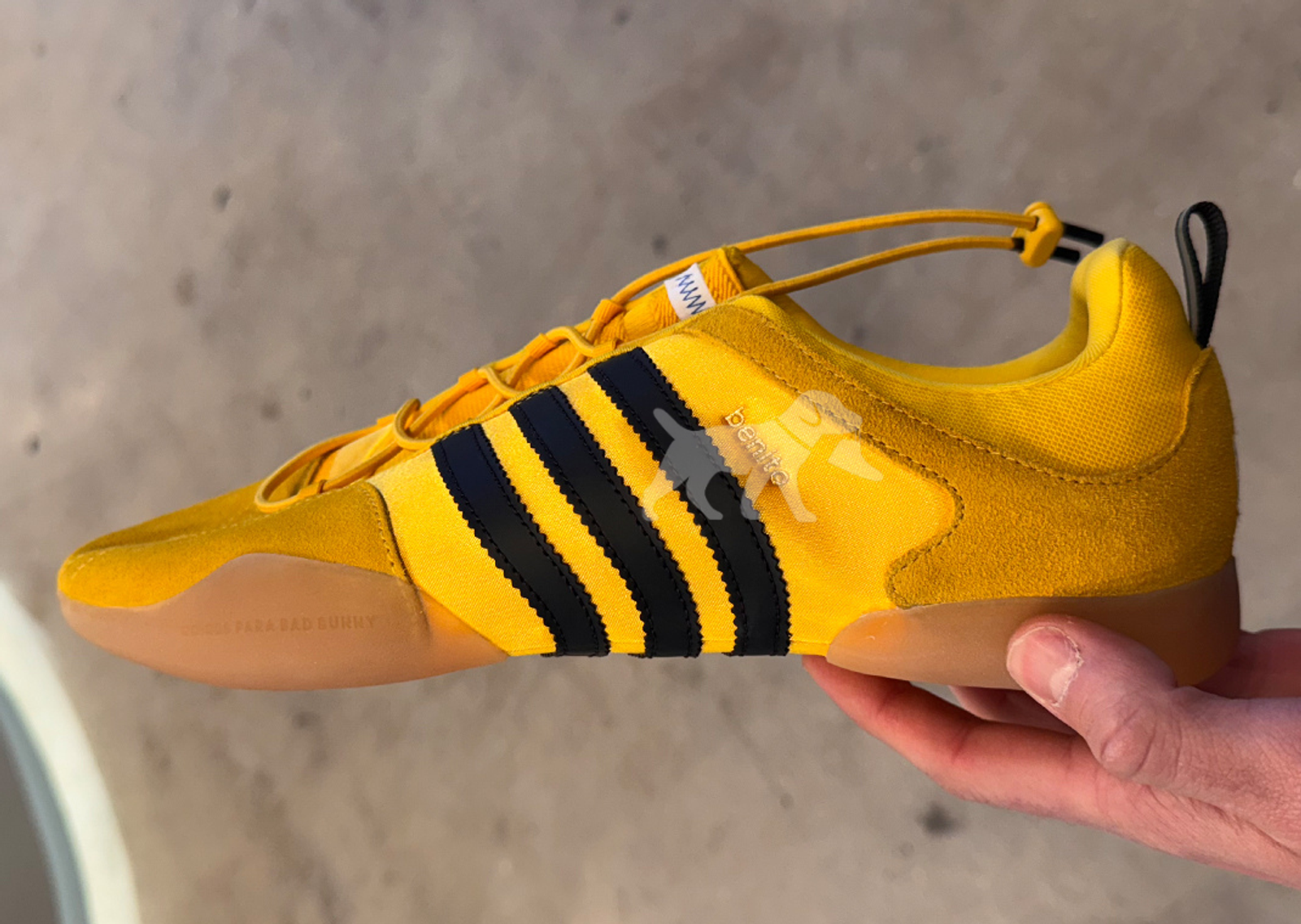 Bad Bunny x adidas Ballerina Bold Gold Lateral