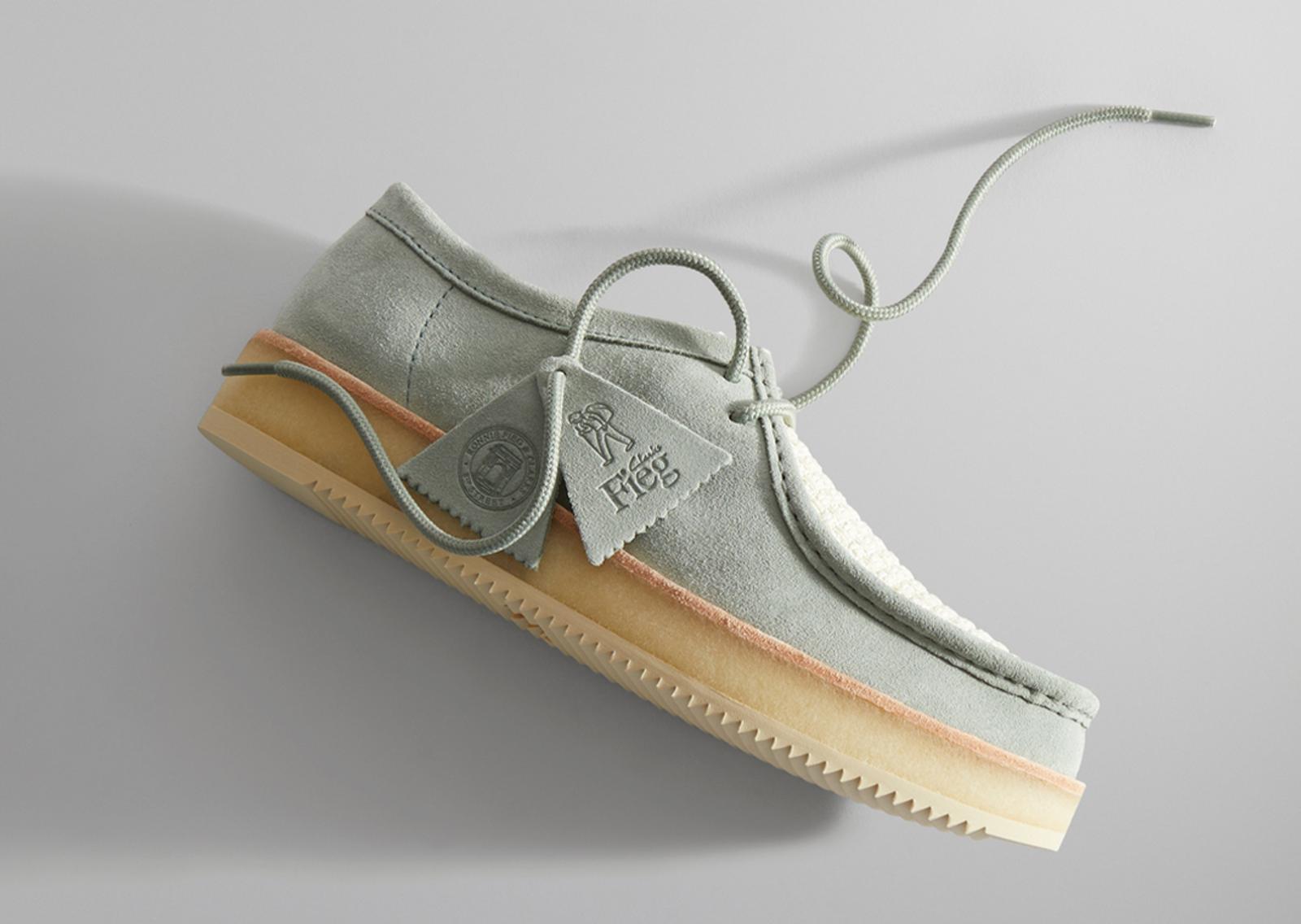 8th St by Ronnie Fieg for Clarks Originals Rossendale II Pale Green Angle