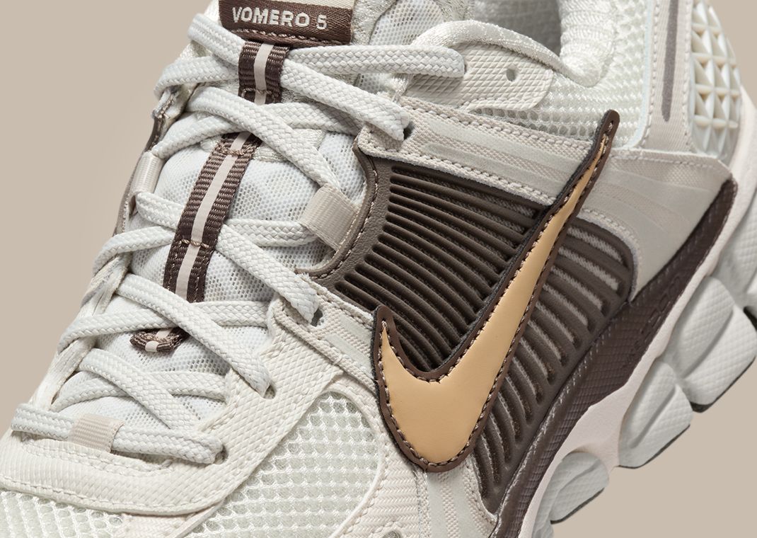 [NIKE]★Zoom Vomero 5 Light Bone and Phantom★ Nike Zoom Vomero 5 