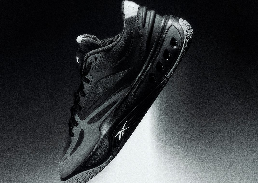 Reebok engin a 美品25.0 The Reebok Engine A Black Releases May 2025