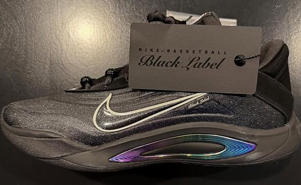 A’ja Wilson Gifts Dawn Staley A’One of 1 Nike A'One Black Label PE