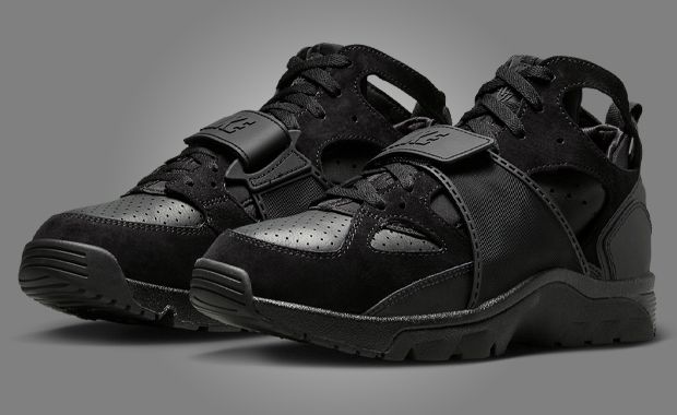 nike huarache drift triple black