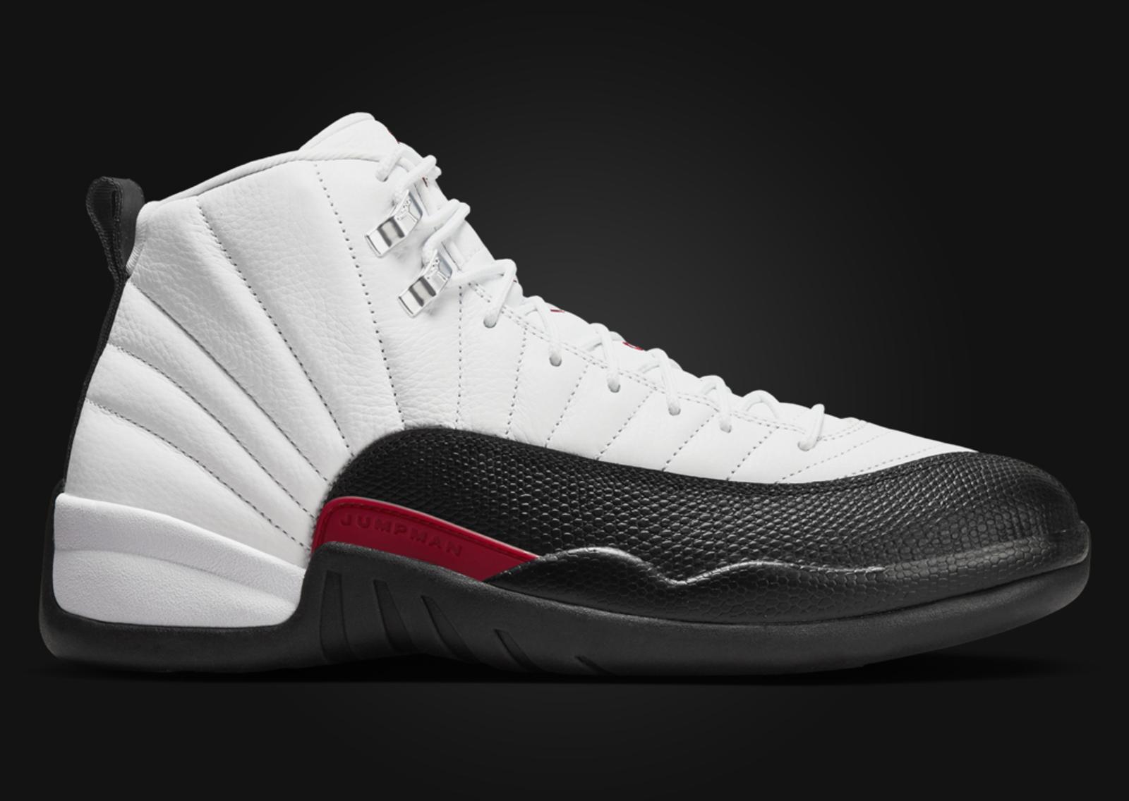 Air Jordan 12 Retro Red Taxi Lateral Right