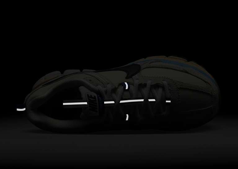 Nike Zoom Vomero 5 Premium Designed by Japan (W) 3M Top