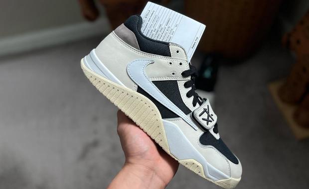 Jordan Jumpman Jack White Black Sail Sample