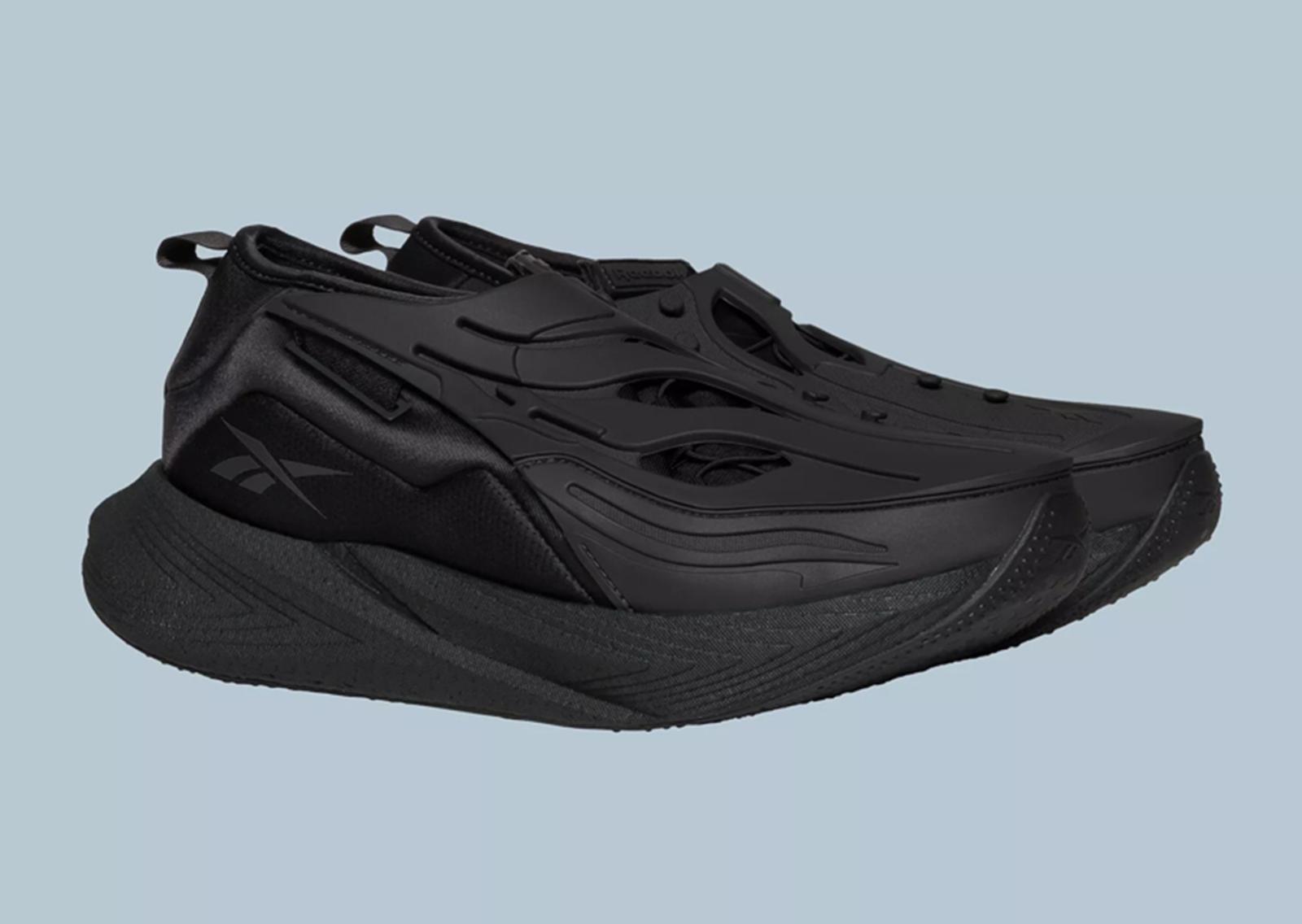 Reebok LTD Floatride Energy Argus X Mono Black Angle