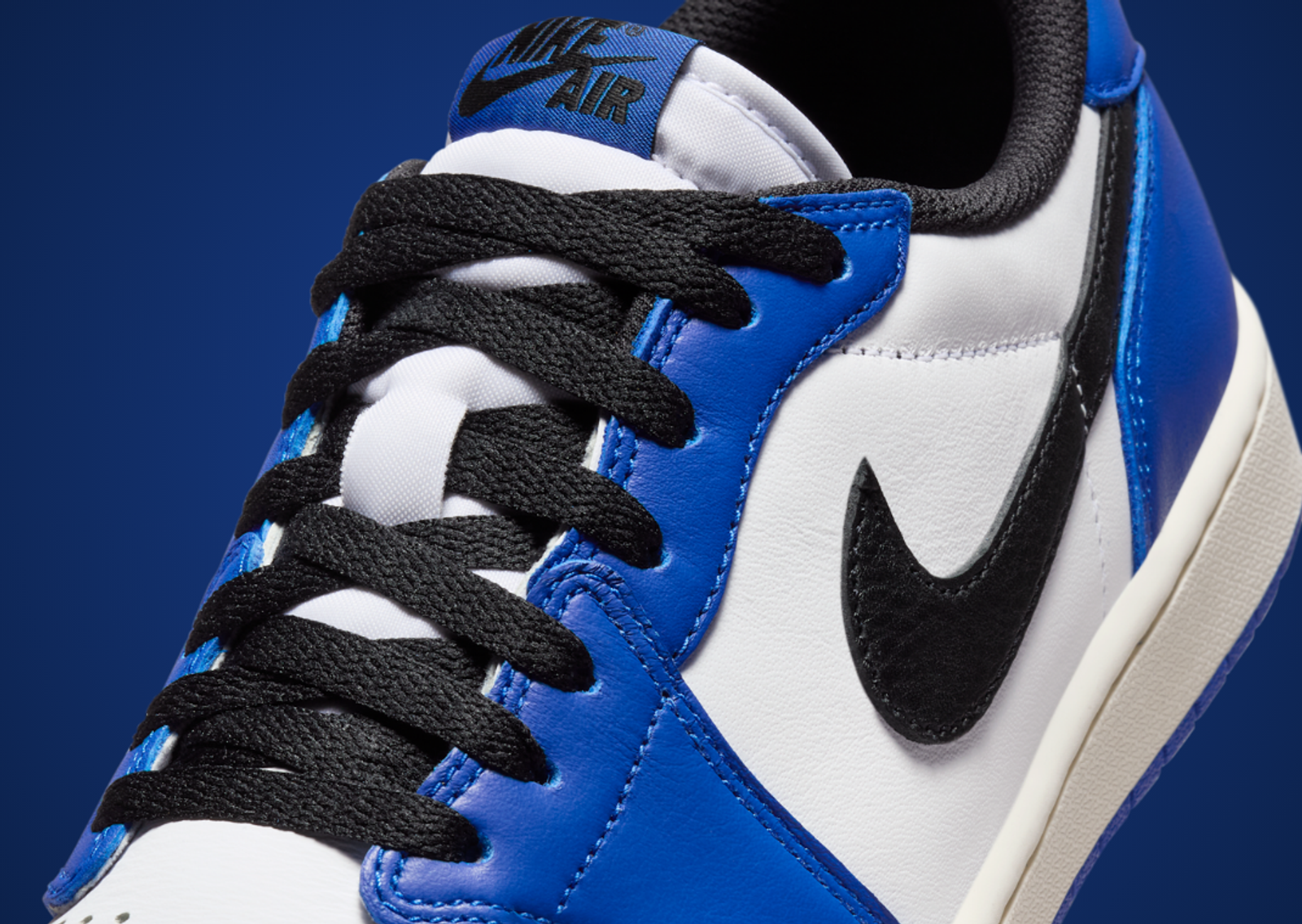 Air Jordan 1 Retro Low OG Game Royal Detail