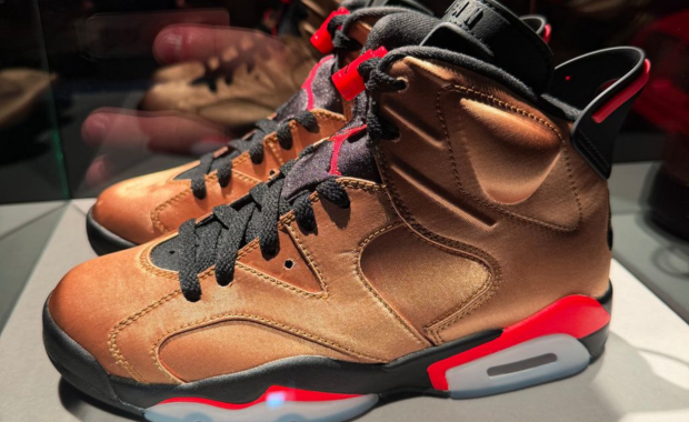 Niecy Nash Air Jordan 6 Genie PE