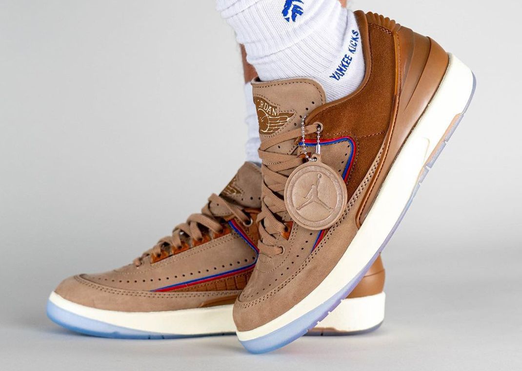 Jordan on sale 2 tan