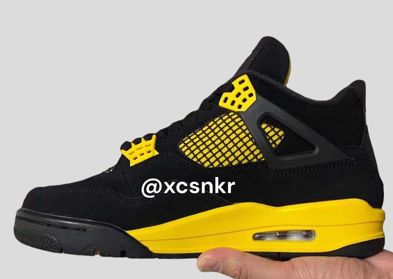 Jordan 4 online thunder 2019