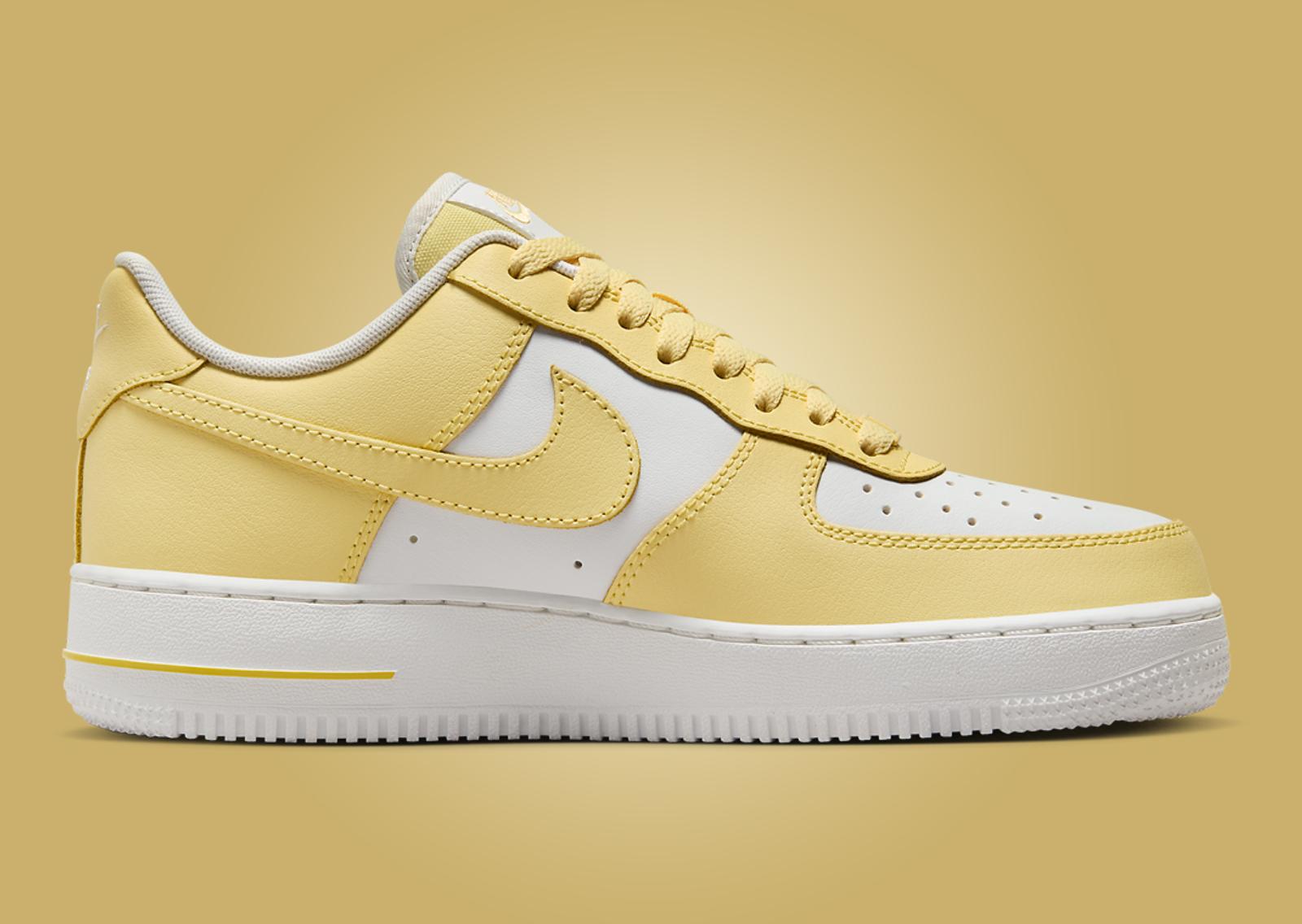 Nike Air Force 1 Low Light Lemon Venom Medial