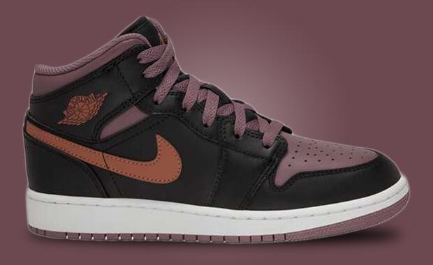 The Air Jordan 1 Mid SE Features Sky J Orange and Sky J Mauve