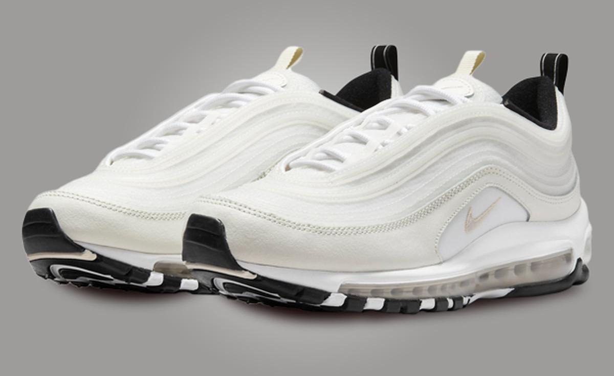 Translucent TPU Panels Appear On This Nike Air Max 97