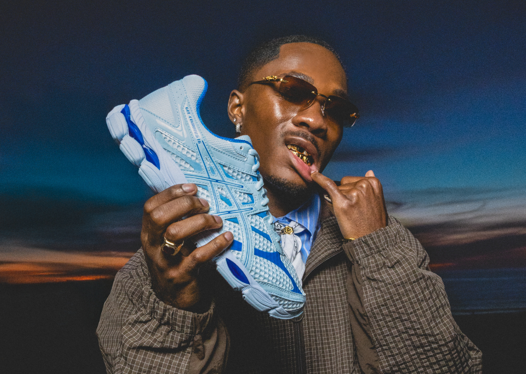 【ルイス】川崎フロンターレ 2001 asics ホームカラー Asics is Adding Pink and Blue Sky Shades to a Foot Locker