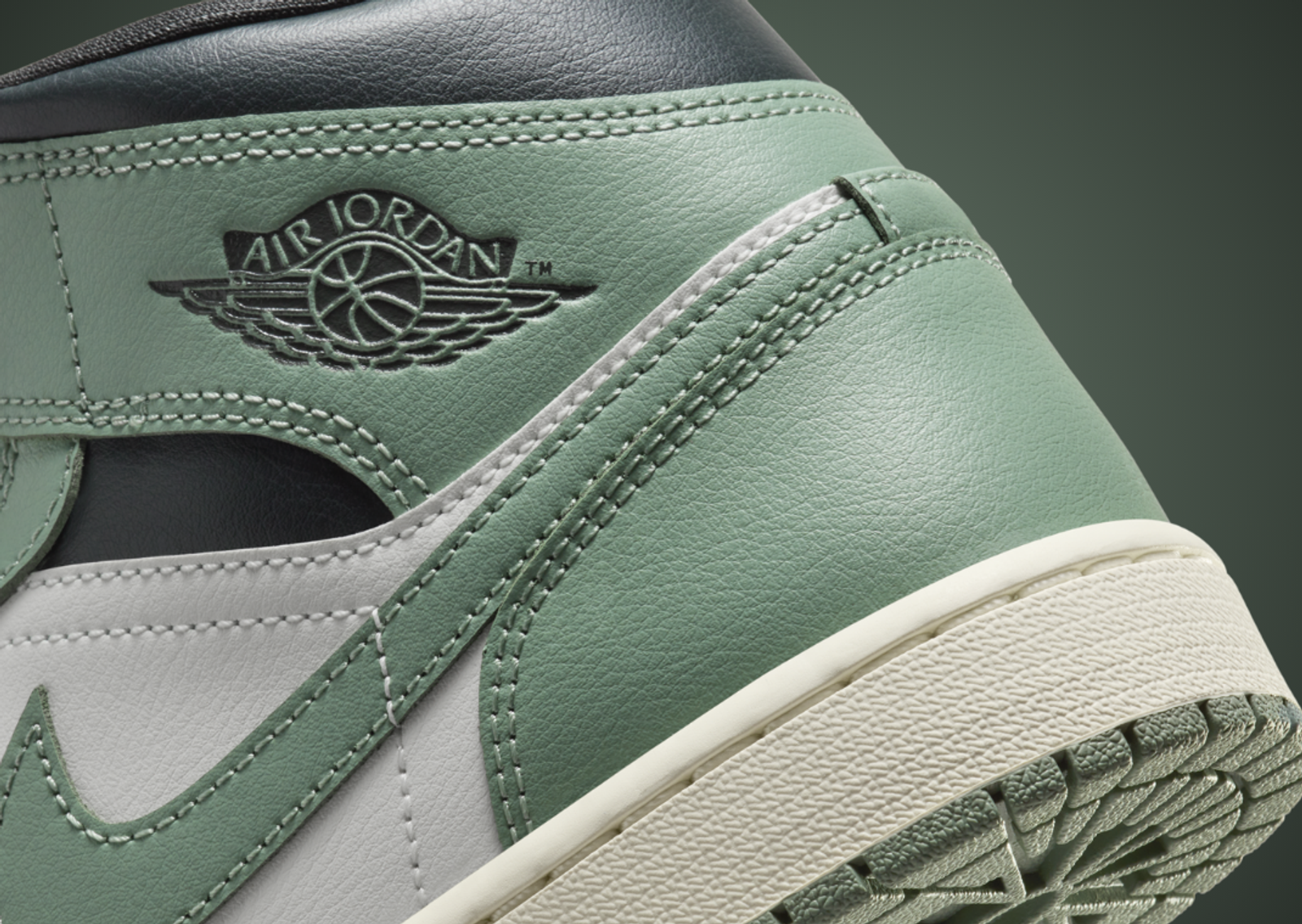 Air Jordan 1 Mid Jade Smoke (W) Heel Detail