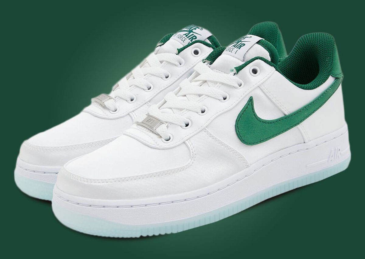 Nike air force 1 white green swoosh Clearance
