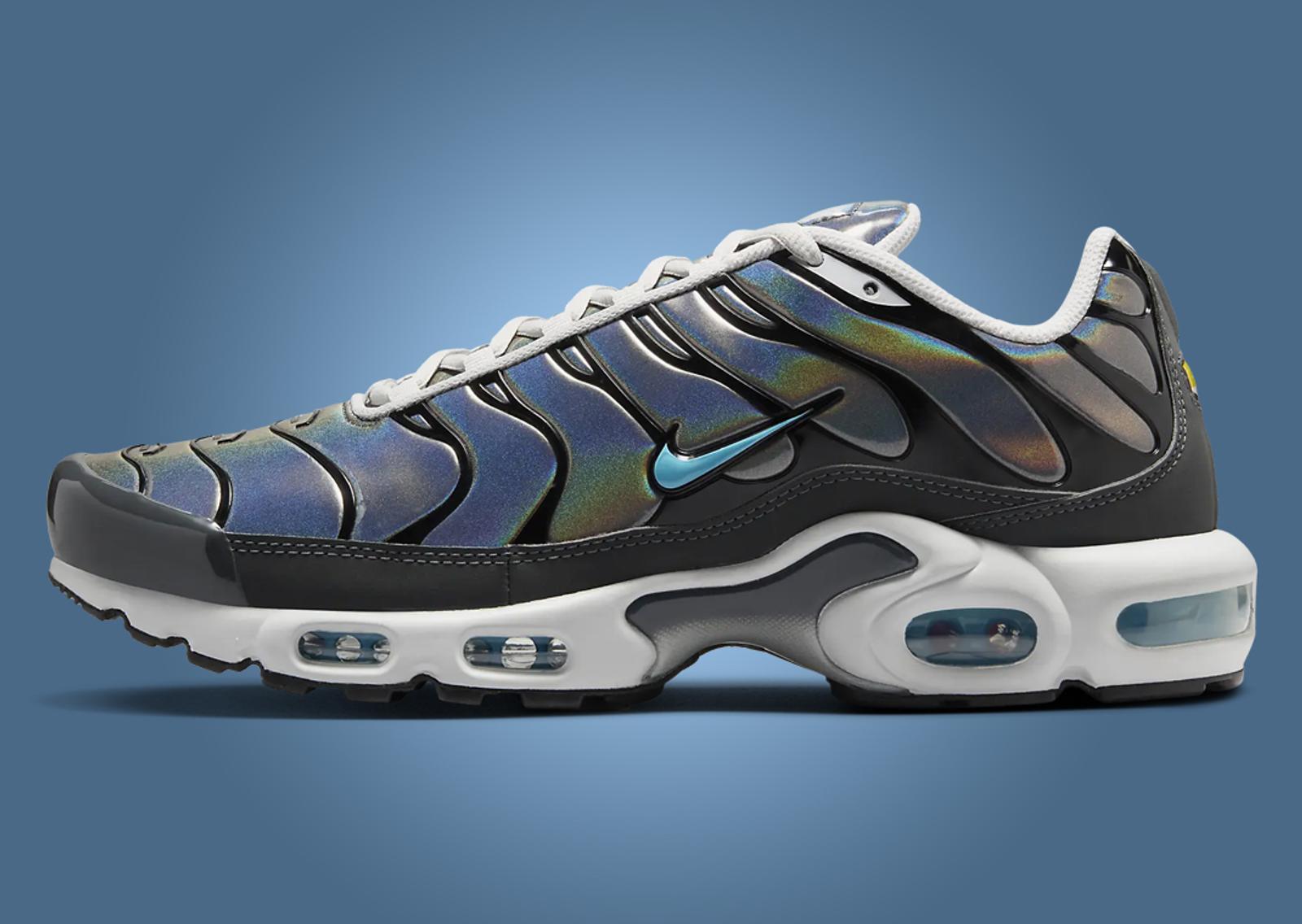 Nike Air Max Plus Holographic Lateral Left