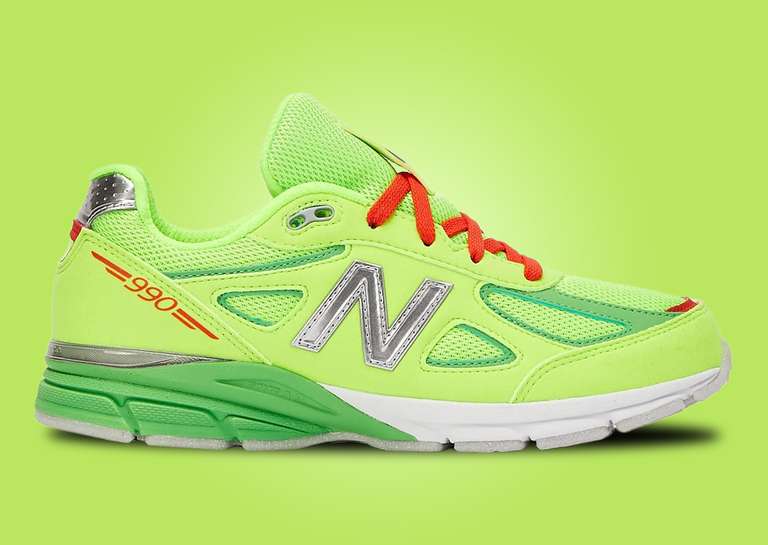 DTLR Exclusive New Balance 990v4 Mistletoe (GS) Lateral