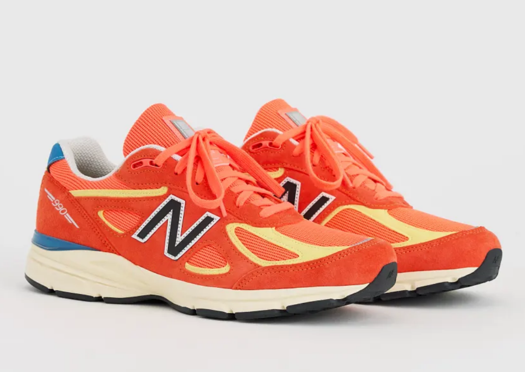 レッドムーン ニューネバダ This New Balance 990v4 Made In USA is Hotter Than the Sun
