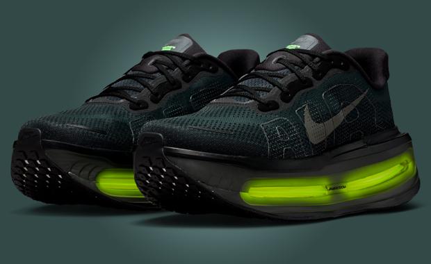Nike Vomero Premium Black Volt