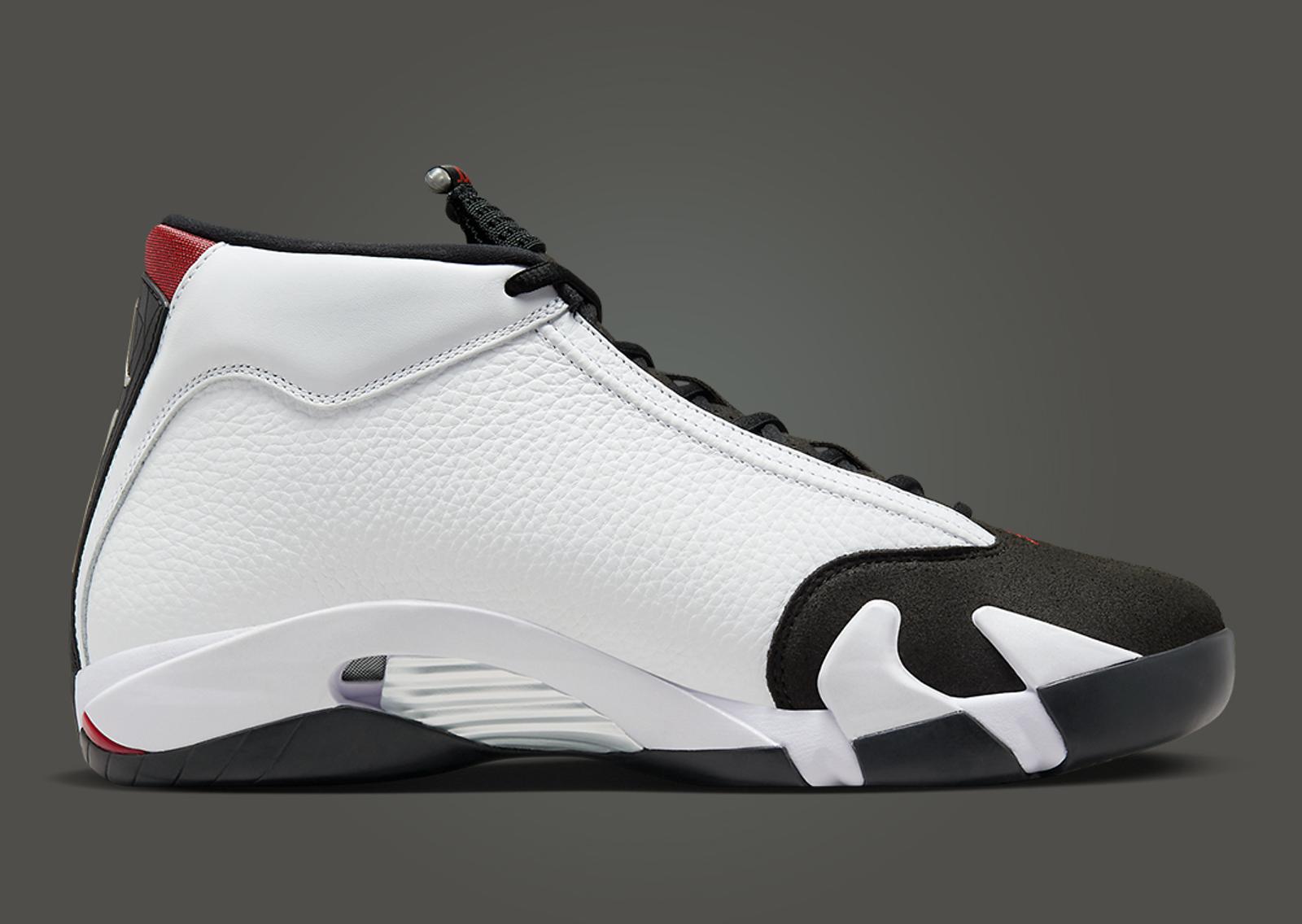 Air Jordan 14 Retro Black Toe Medial