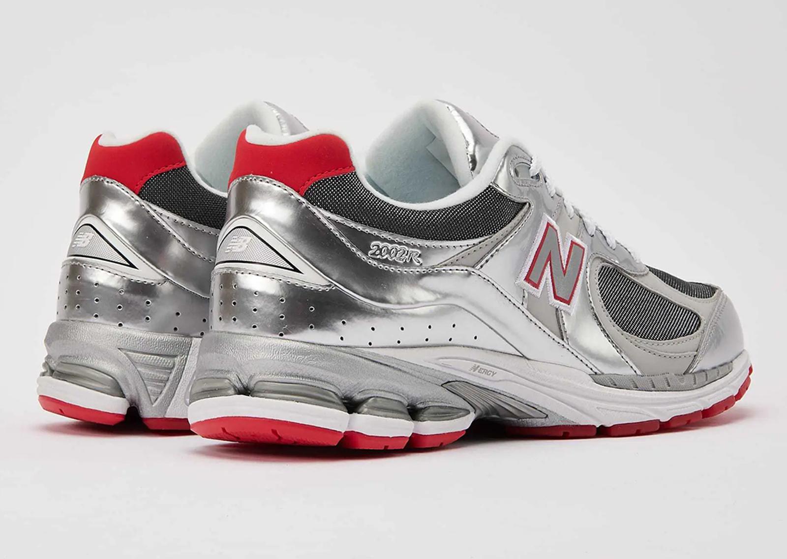 New Balance 2002R Tinsel (DTLR Exclusive) Heel Angle