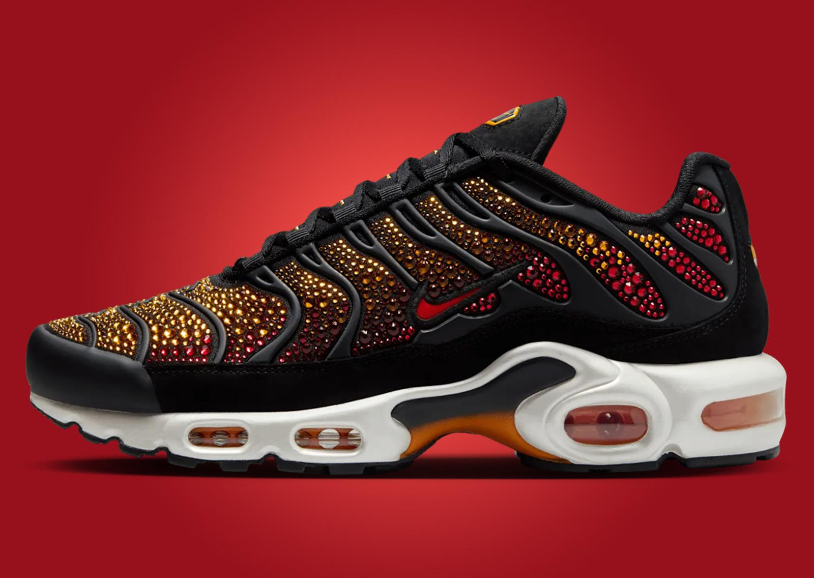 Swarovski x Nike Air Max Plus Sunset (W) Lateral