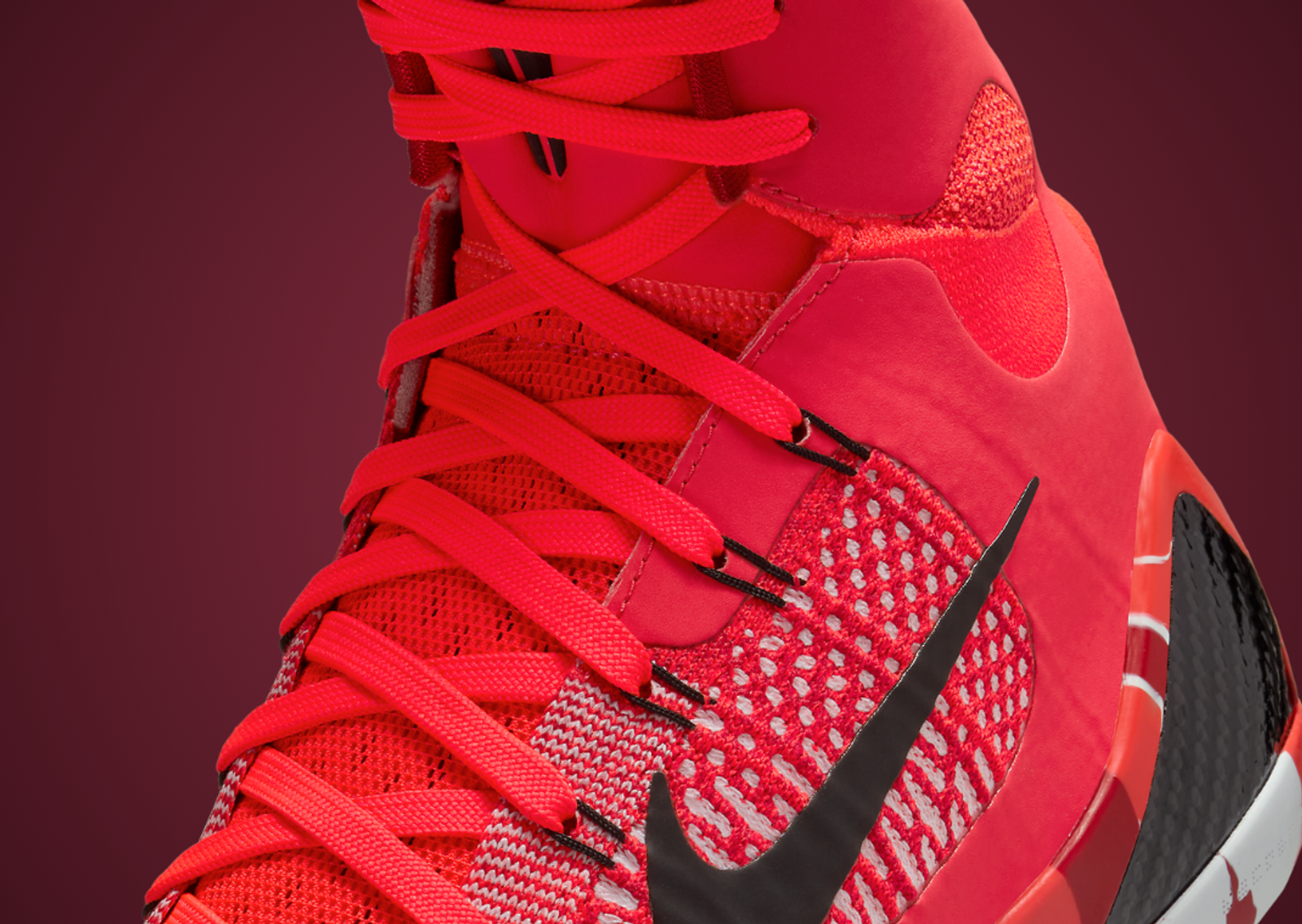 Nike Kobe 9 Elite High Protro Christmas Detail