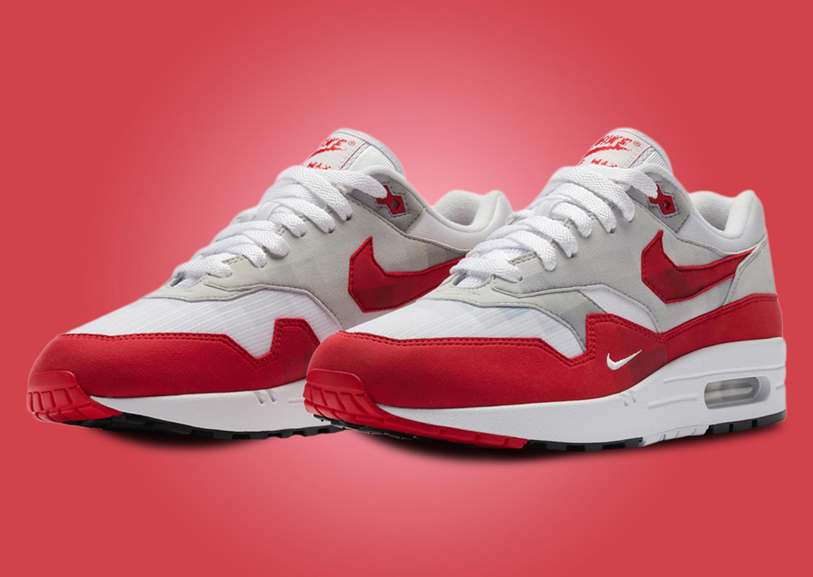 .SWOOSH Nike Air Max 1 Low Poly Angle