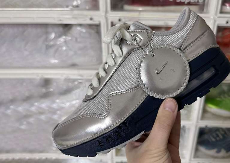 Jacquemus x Nike Air Max 1 '86 OG Metallic Silver (W) Lateral