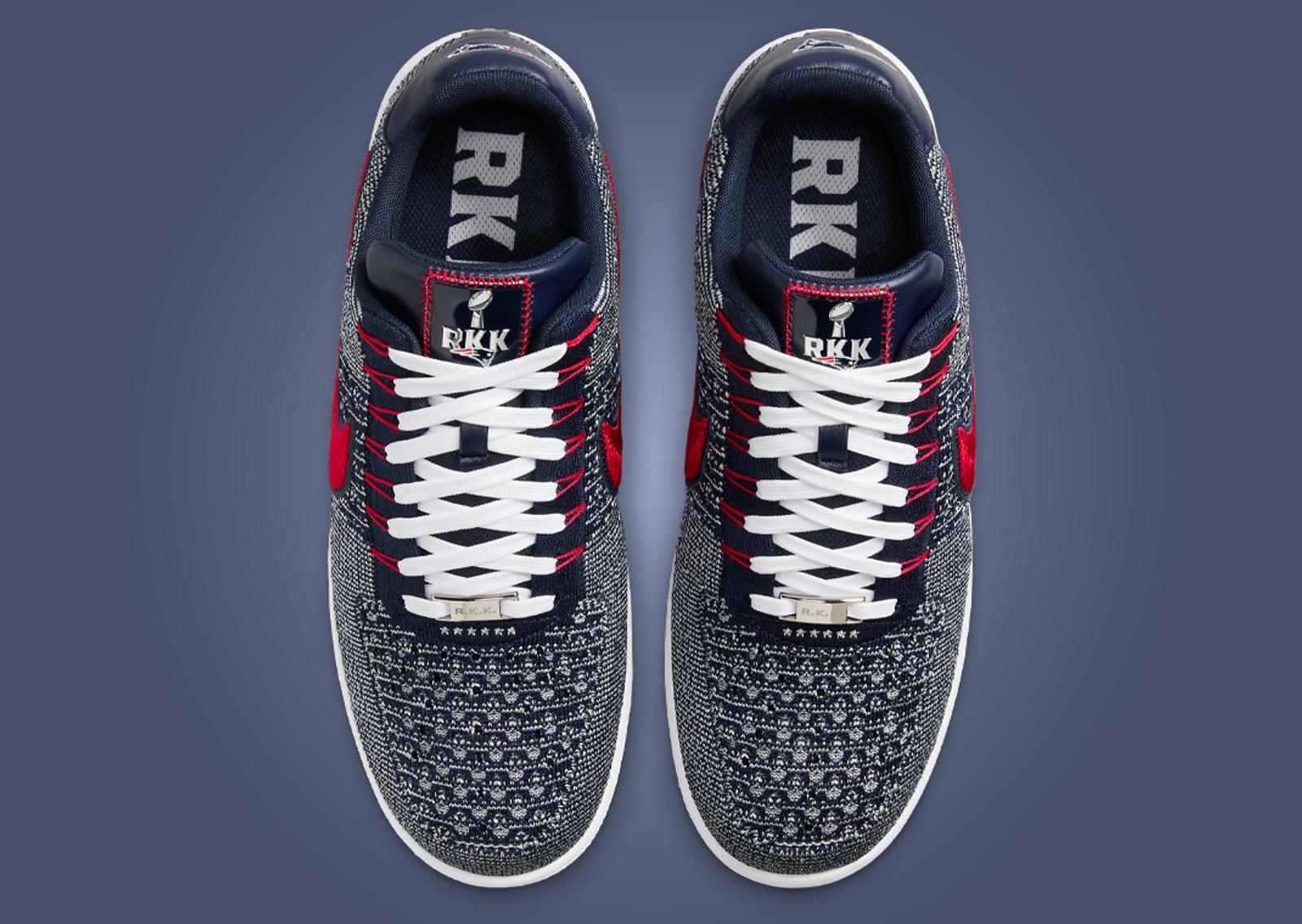 Nike Air Force 1 Ultra Flyknit Low New England Patriots 30th Anniversary Top