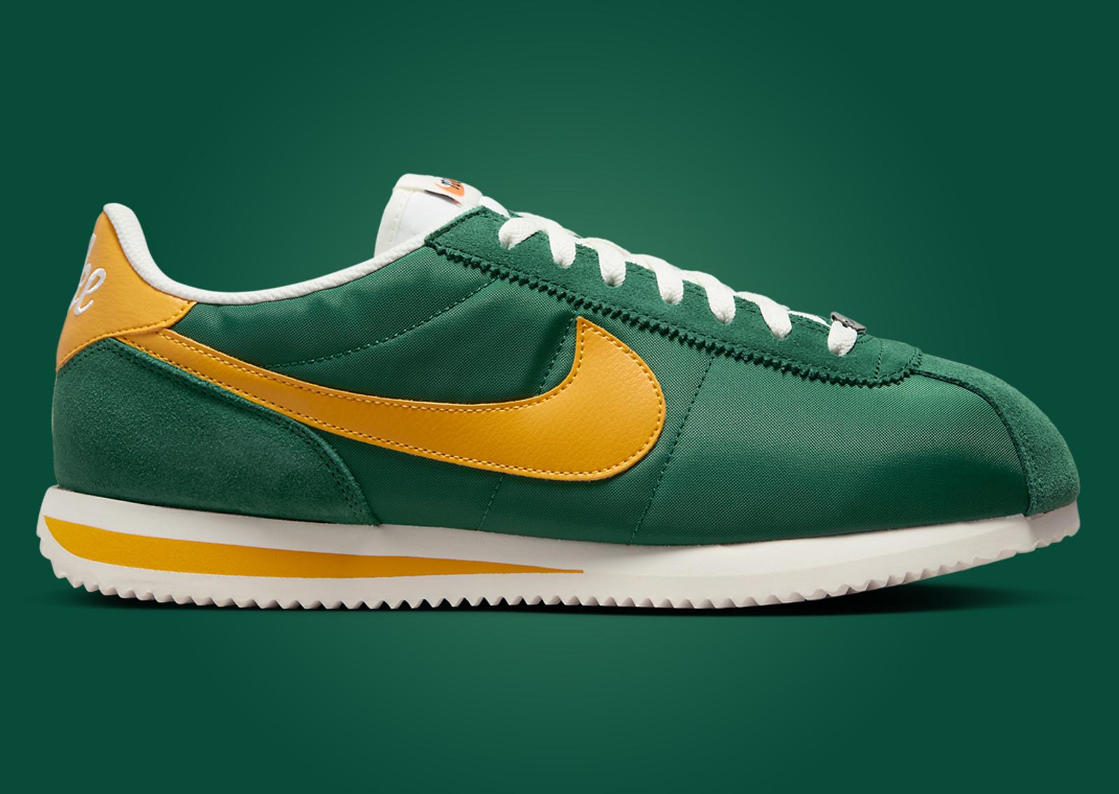 Nike Cortez TXT Oregon Lateral Right